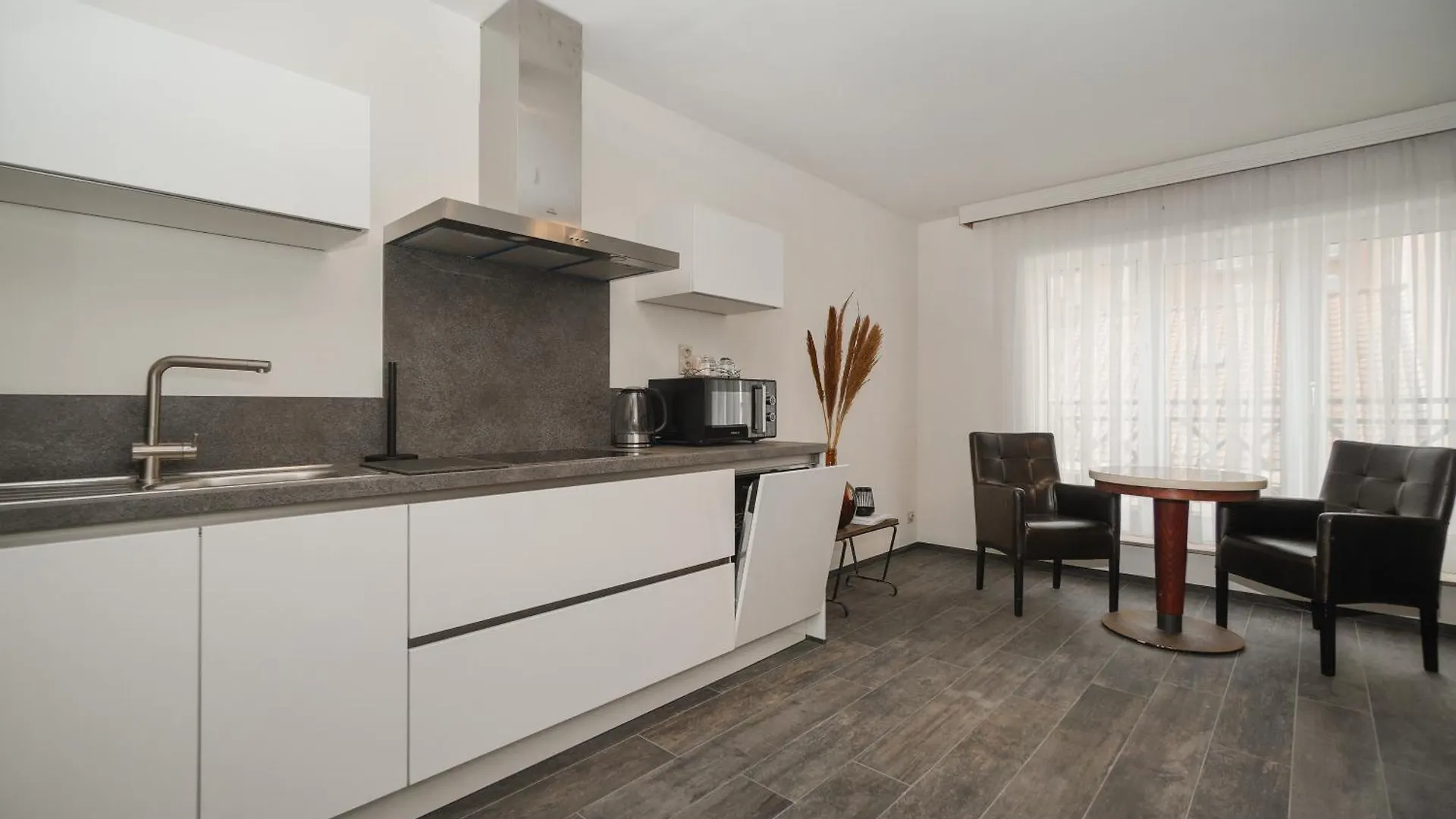 Villa Yvonne Ostend Apartment